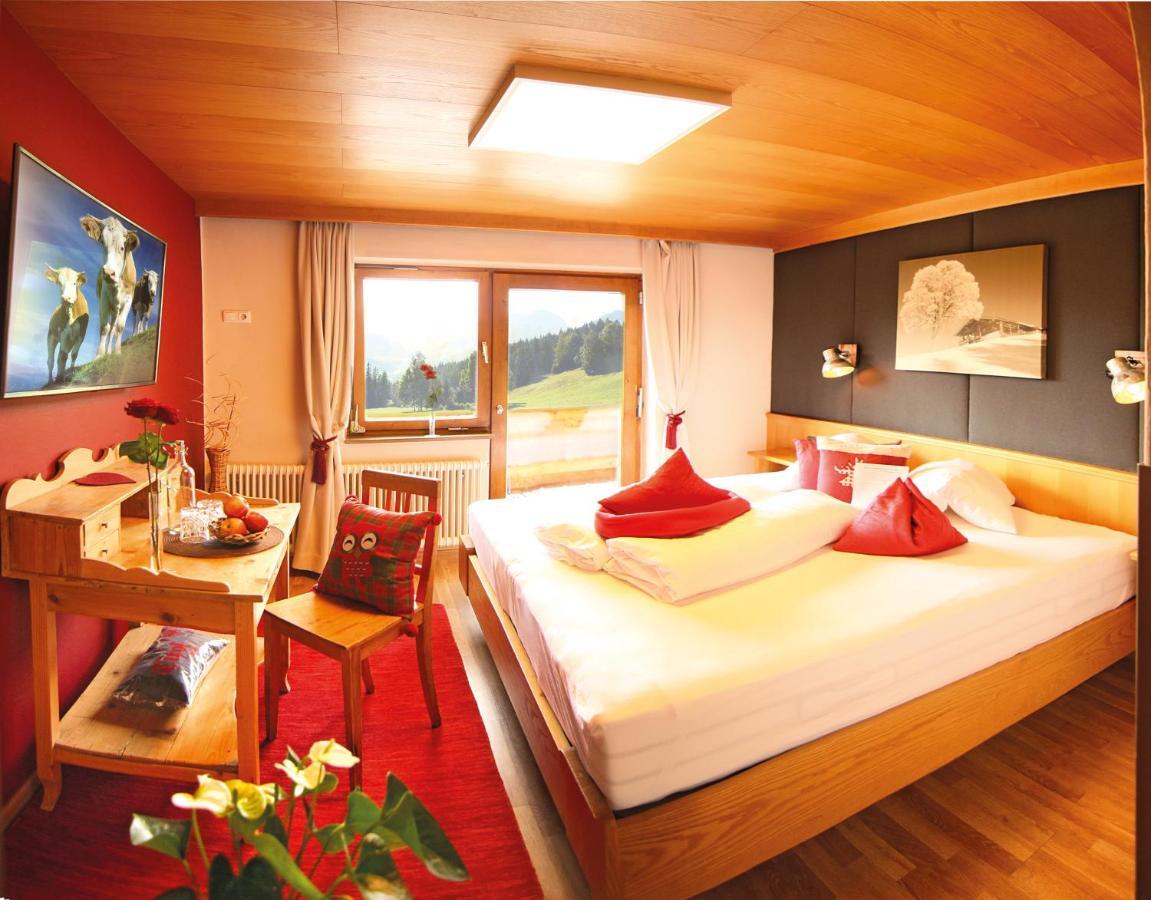 Boutique-Pension Jaegerwirt Scheffau am Wilden Kaiser Exteriör bild